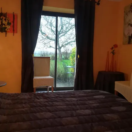 Chez Herveline Le Fer Bed & Breakfast
